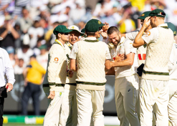 Australia Edge Ahead After 20-Wicket Day in Fourth Ashes Test