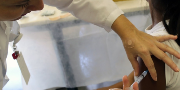U.S. Scales Back Universal Child Vaccine List